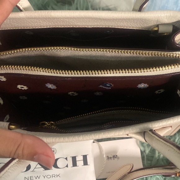 Coach Bag - Picture 2 of 4